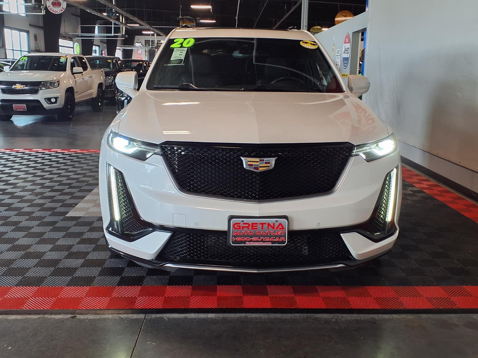 2020 Cadillac XT6 AWD Sport - Crystal White Tricoat exterior view 3