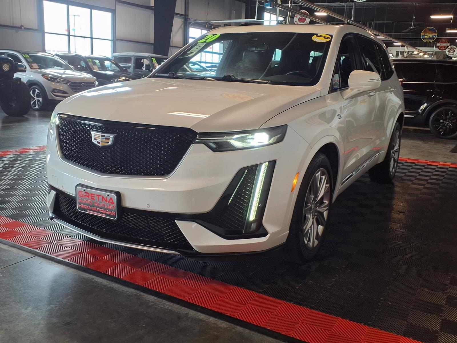 2020 Cadillac XT6 AWD Sport - Crystal White Tricoat exterior view 4
