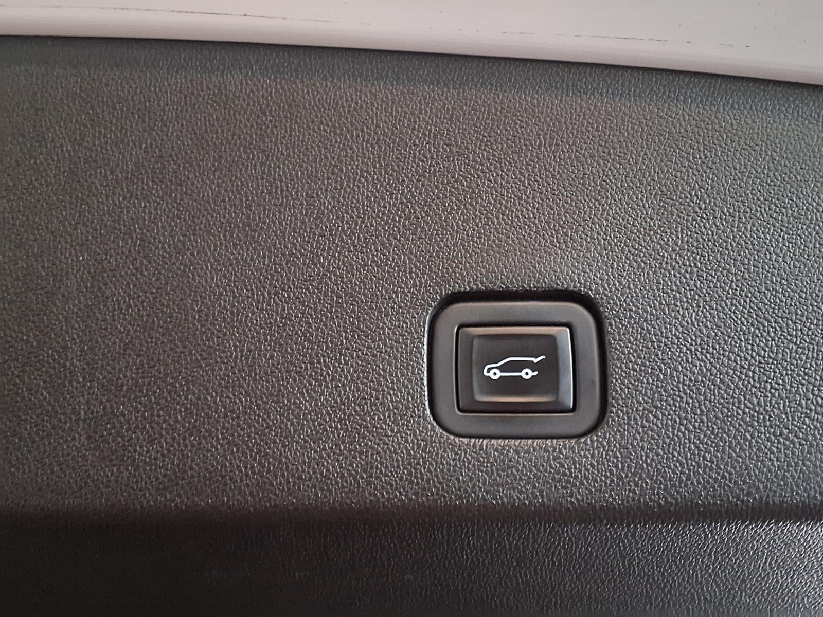 2020 Cadillac XT6 AWD Sport - Crystal White Tricoat exterior view 8