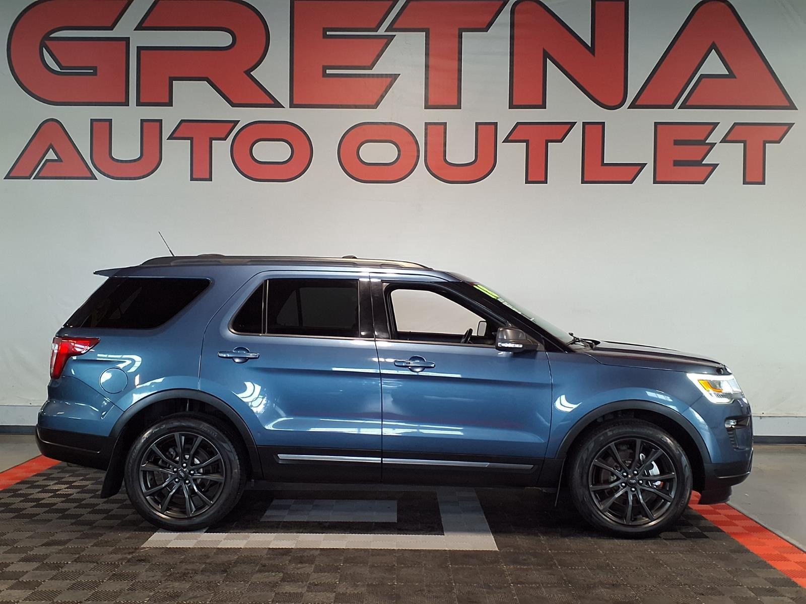 2018 Ford Explorer XLT - Magnetic Metallic exterior view 1