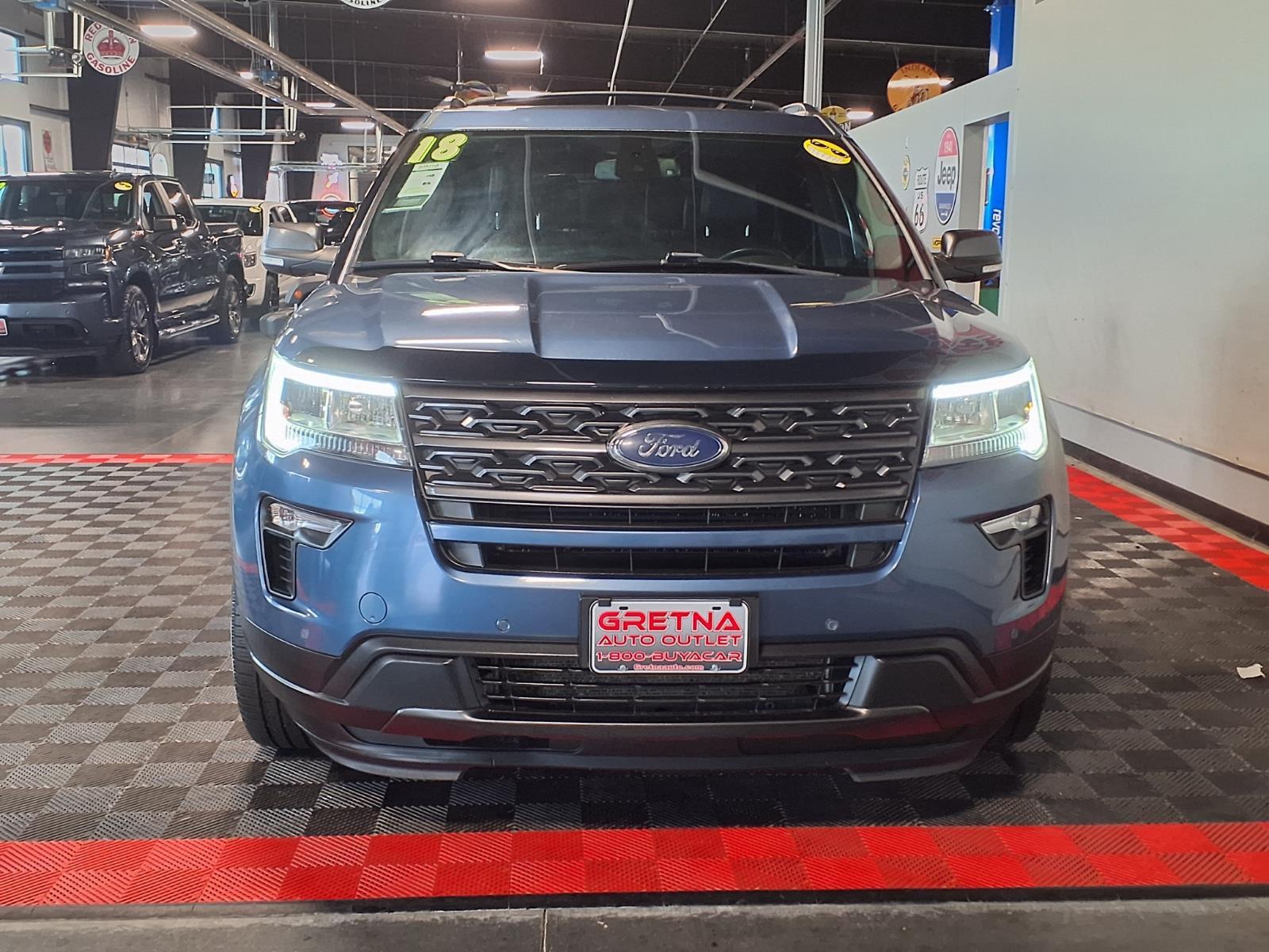 2018 Ford Explorer XLT - Magnetic Metallic exterior view 3
