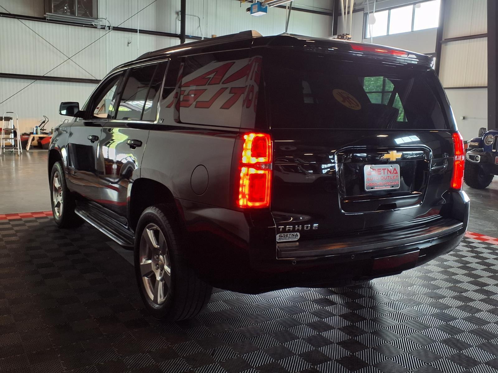 2018 Chevrolet Tahoe LT - Black exterior view 5
