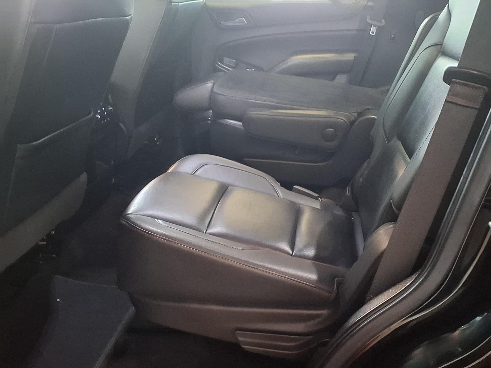 2018 Chevrolet Tahoe LT - Black exterior view 14
