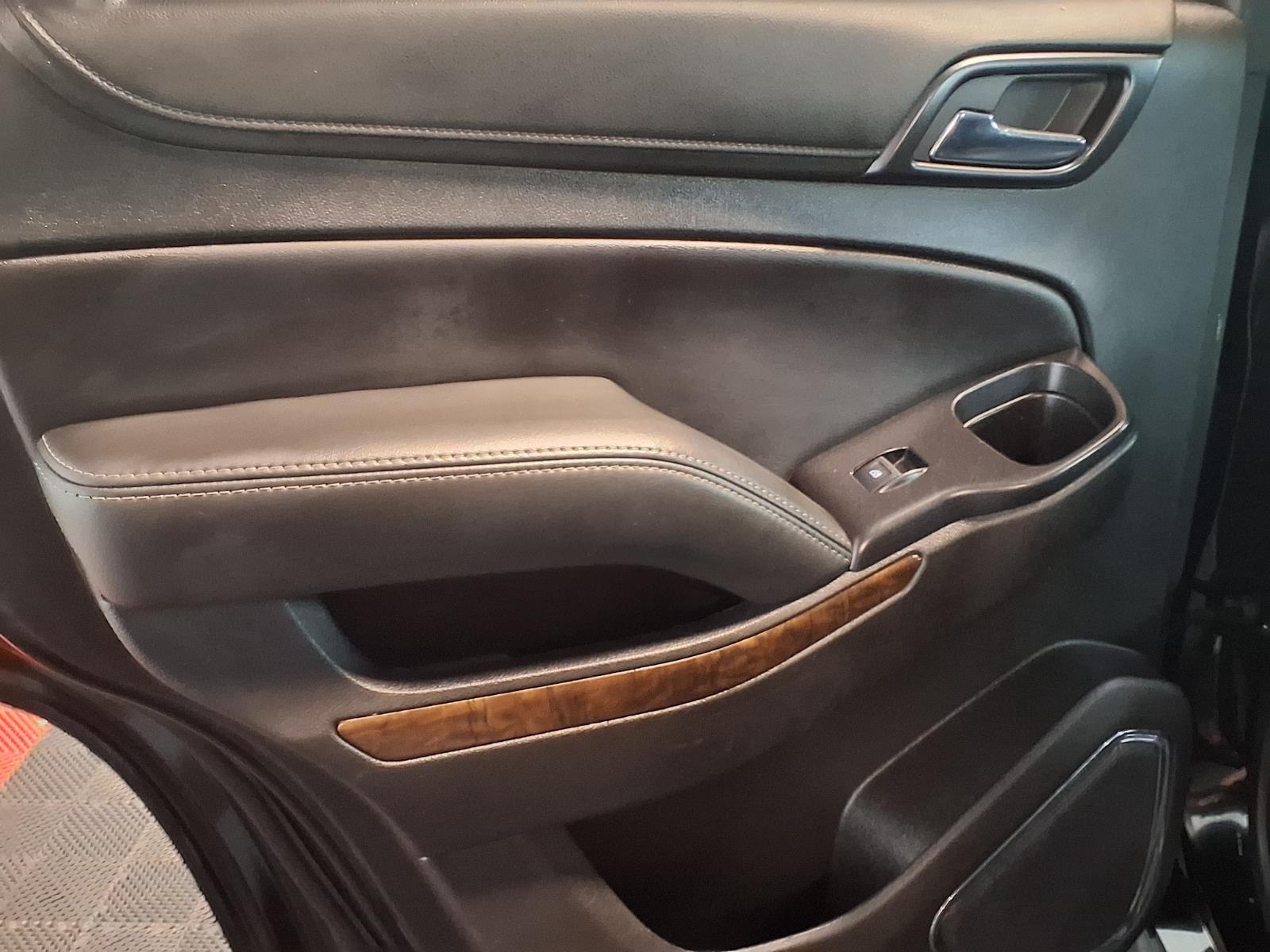 2018 Chevrolet Tahoe LT - Black exterior view 15