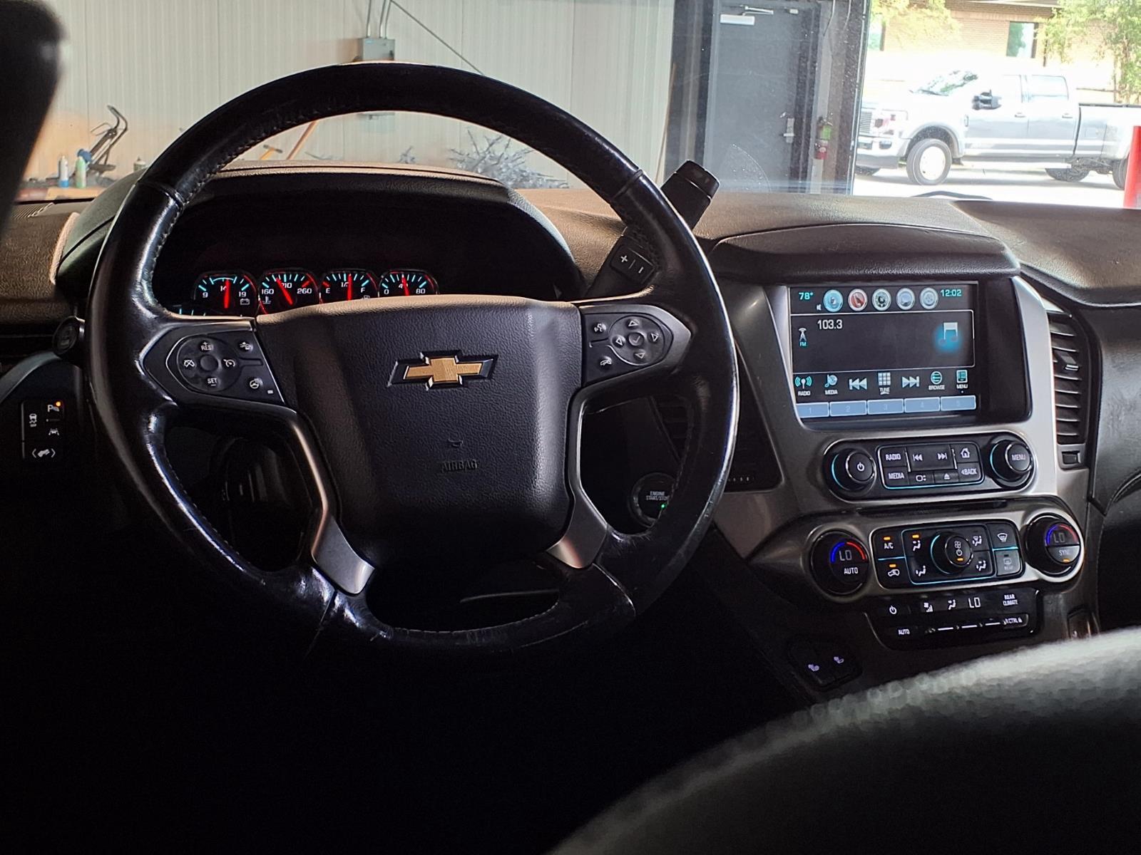 2018 Chevrolet Tahoe LT - Black exterior view 16