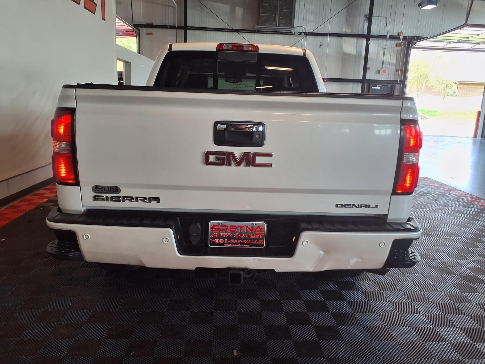 2015 GMC Sierra 1500 Denali - White Diamond Tricoat exterior view 6