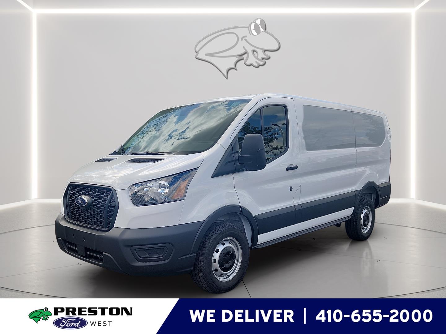 Oxford White 2025 Ford Transit Cargo 250 Low Roof RWD Van Rear-Wheel Drive Automatic