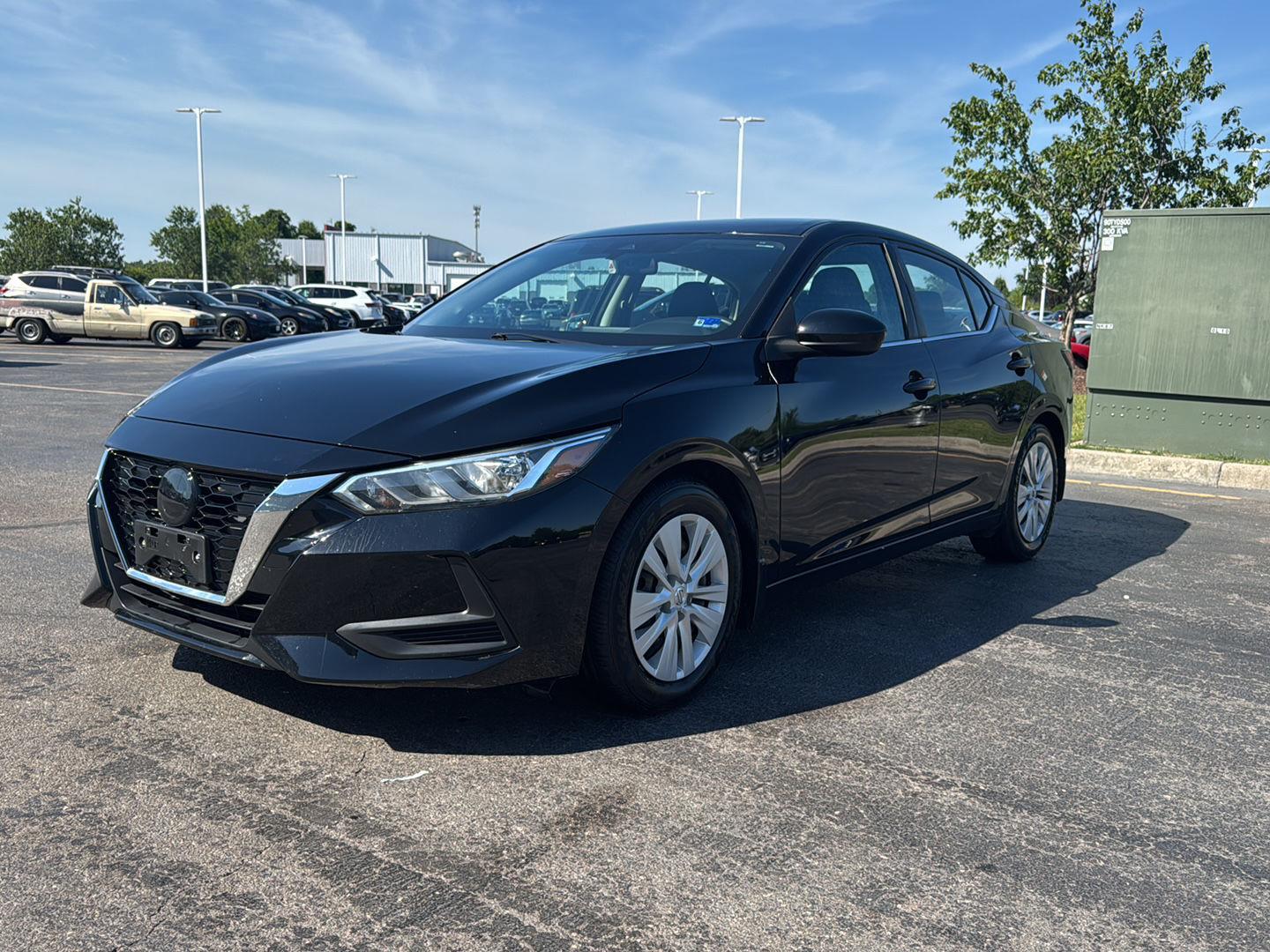 2022 Nissan Sentra S CVT's photo
