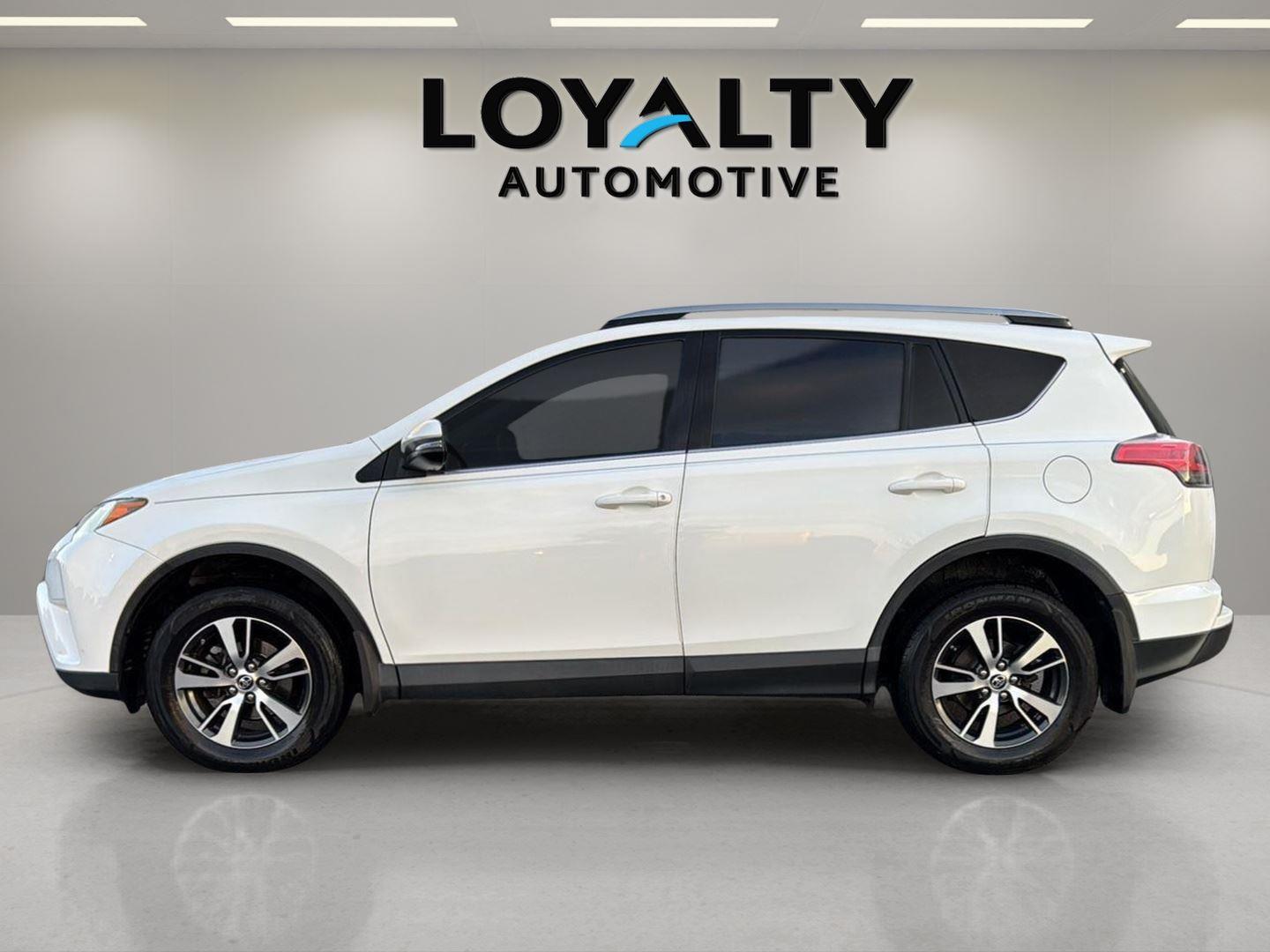 Used 2017 Toyota RAV4 XLE with VIN JTMRFREV2HJ123450 for sale in Chester, VA