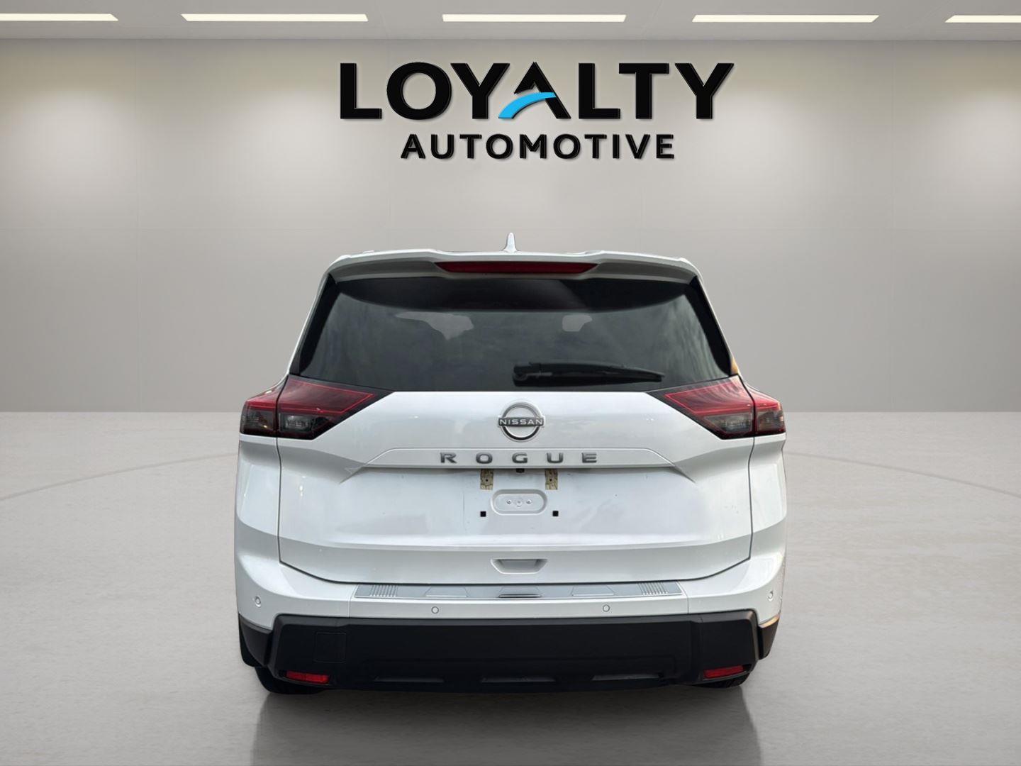 Used 2025 Nissan Rogue SUV