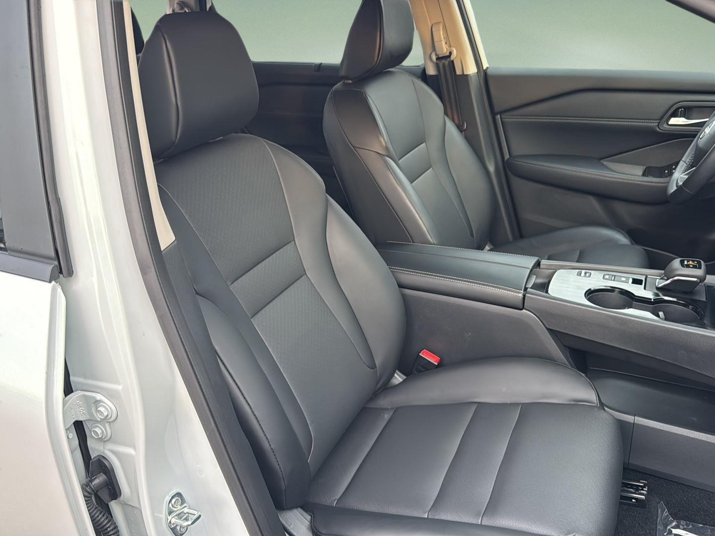 Used 2025 Nissan Rogue SUV