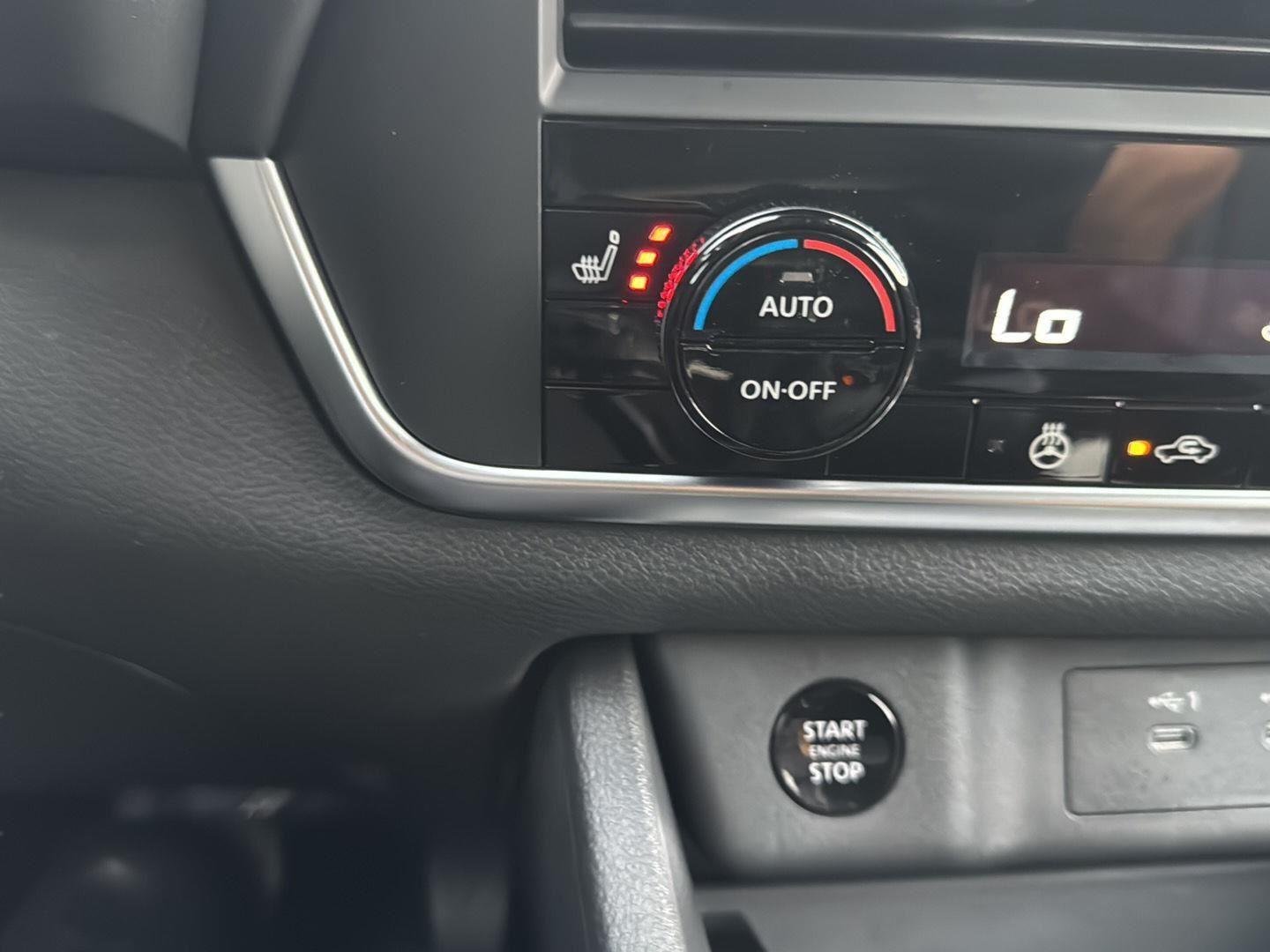 Used 2025 Nissan Rogue SUV