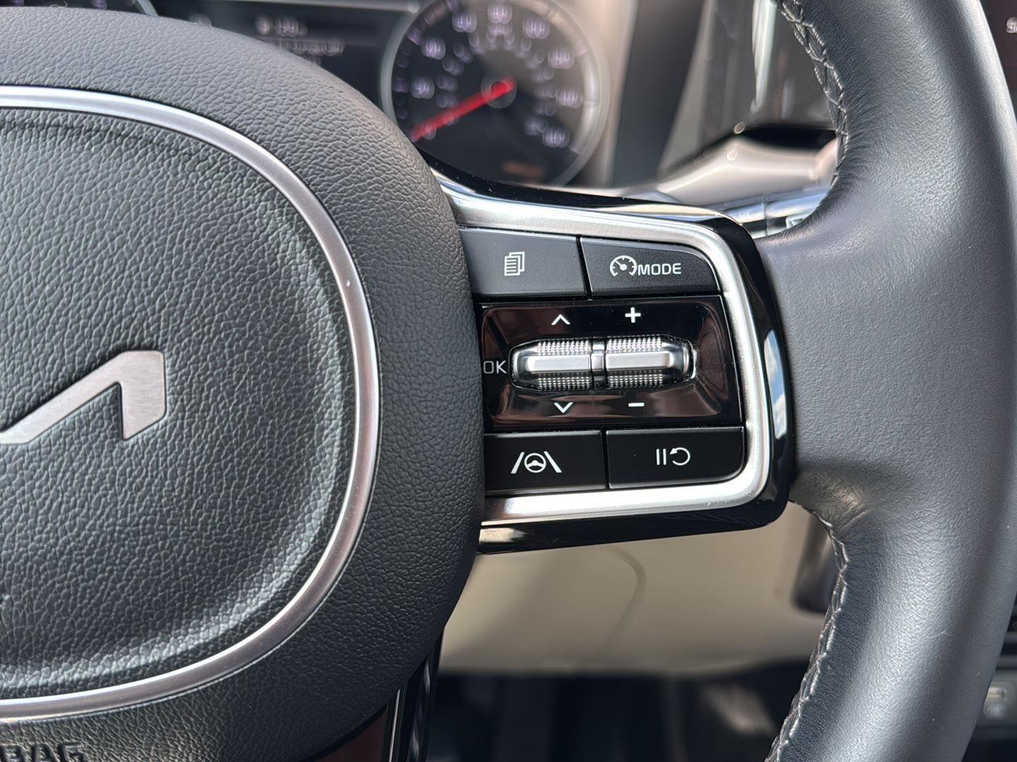 Used 2023 Kia Sorento SUV