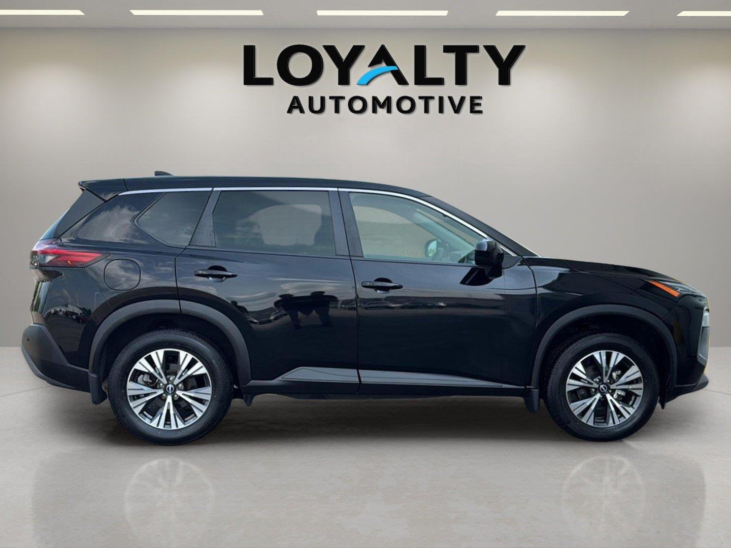 Used 2023 Nissan Rogue SUV