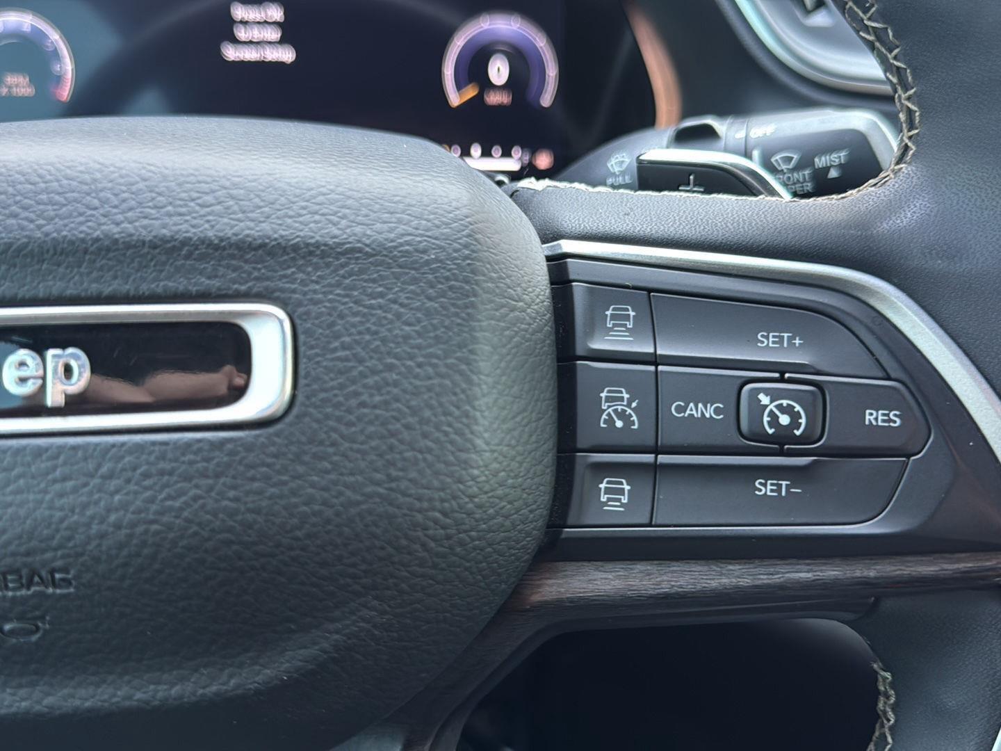 Used 2023 Jeep Grand Cherokee SUV