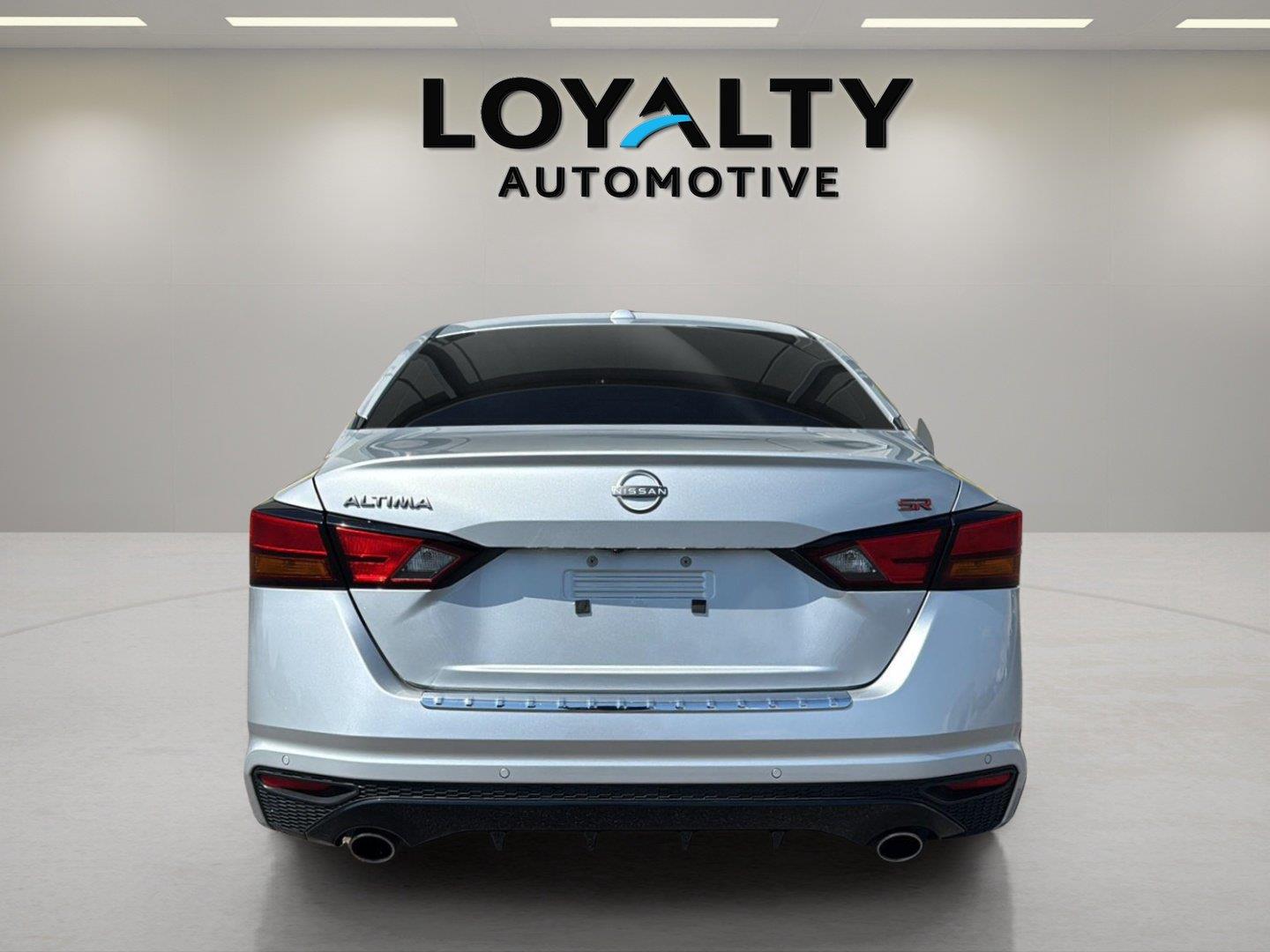 Used 2023 Nissan Altima Sedan