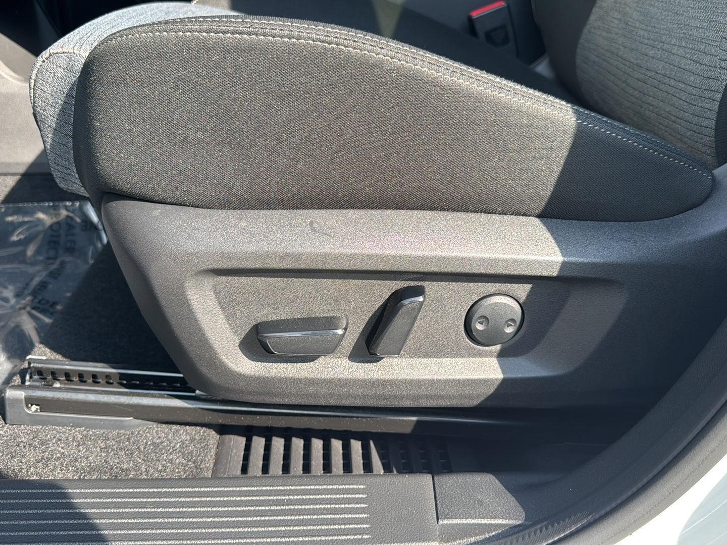 Used 2023 Nissan Rogue SUV