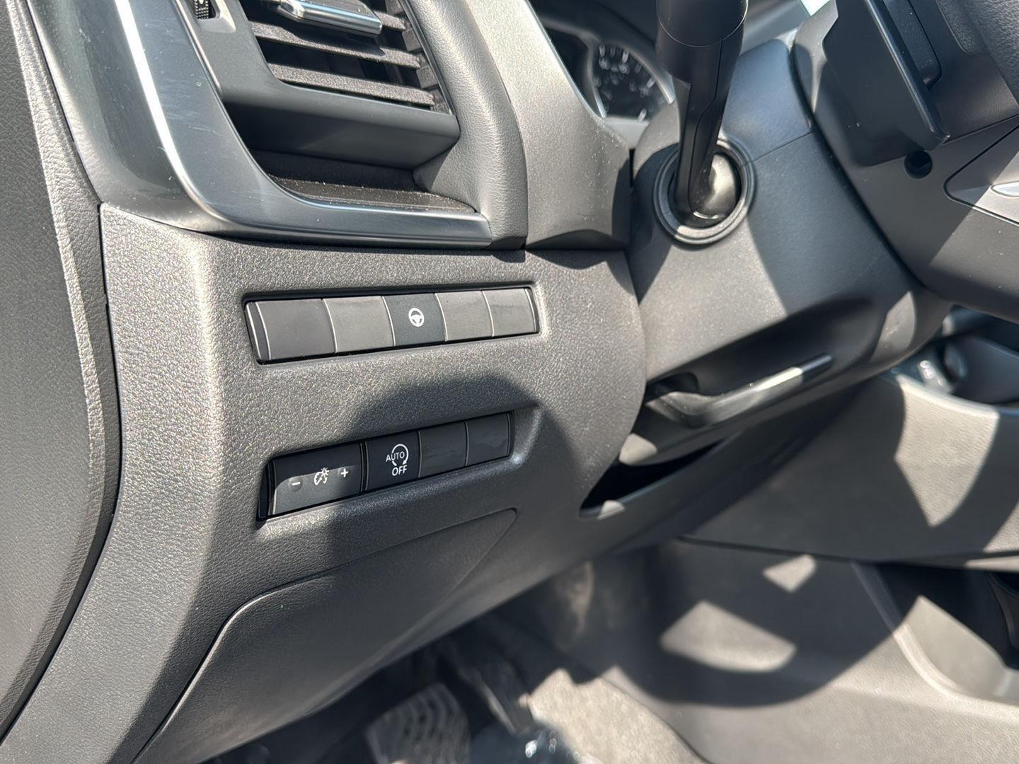 Used 2023 Nissan Rogue SUV