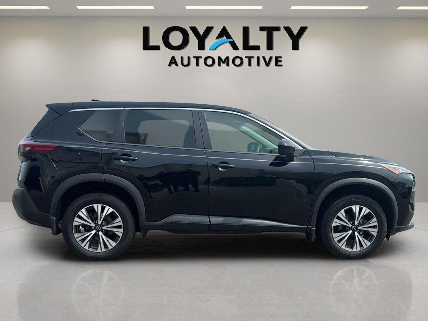 Used 2023 Nissan Rogue SUV
