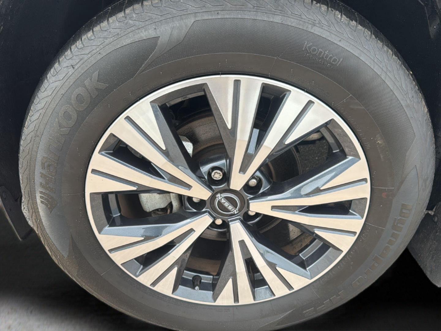 Used 2023 Nissan Rogue SUV