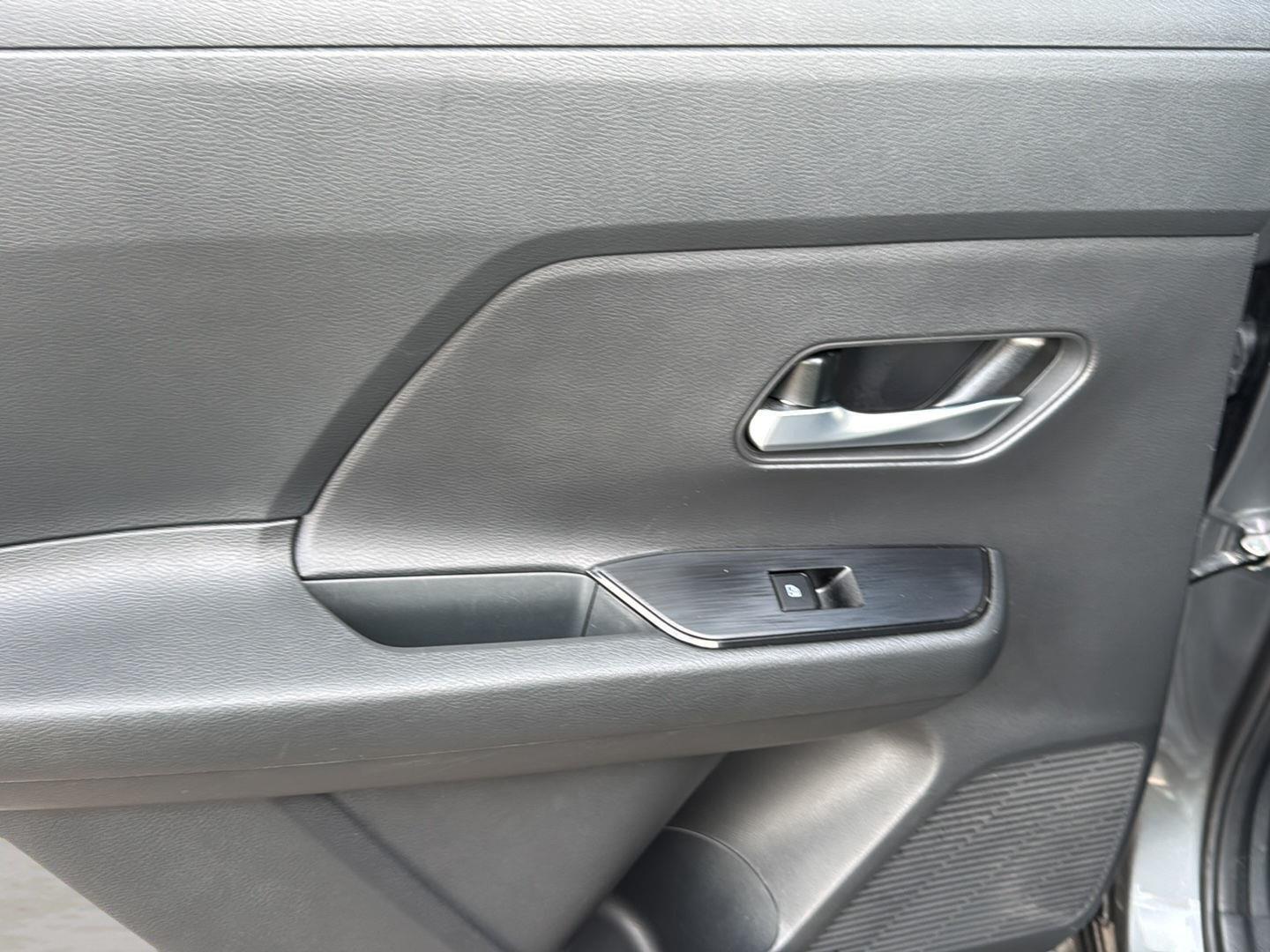 Used 2025 Nissan Kicks SUV