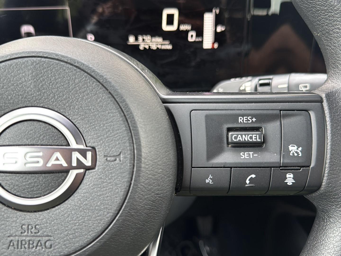 Used 2025 Nissan Kicks SUV