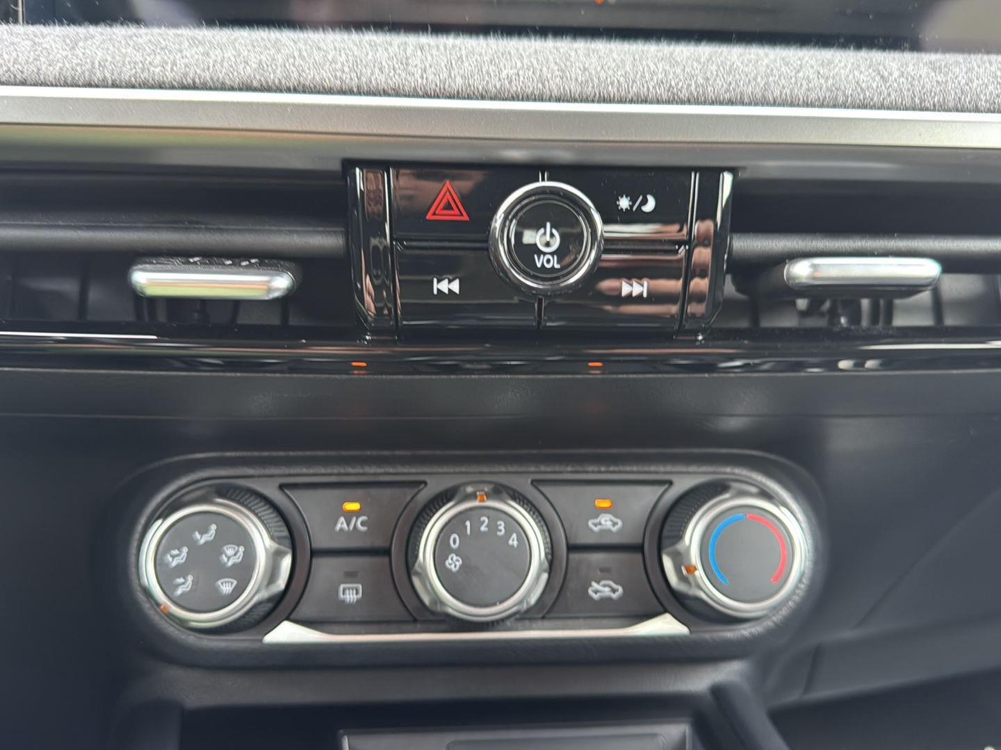 Used 2025 Nissan Kicks SUV
