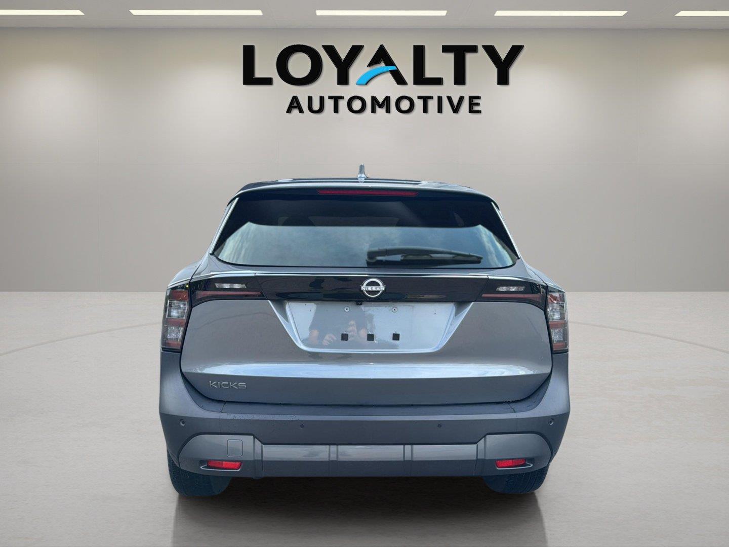 Used 2025 Nissan Kicks SUV