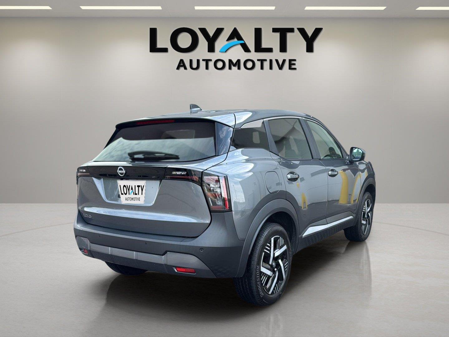 Used 2025 Nissan Kicks SUV