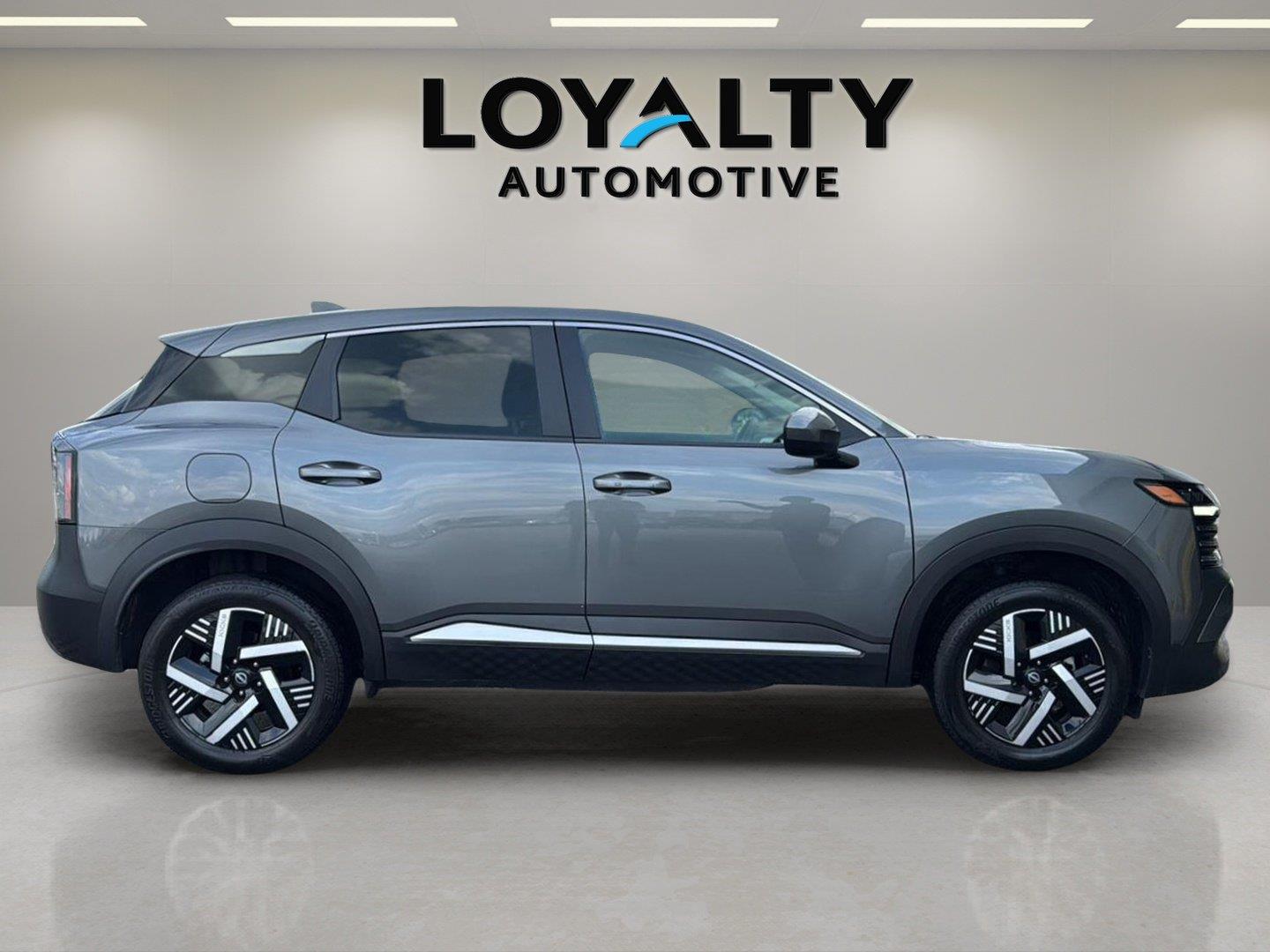 Used 2025 Nissan Kicks SUV
