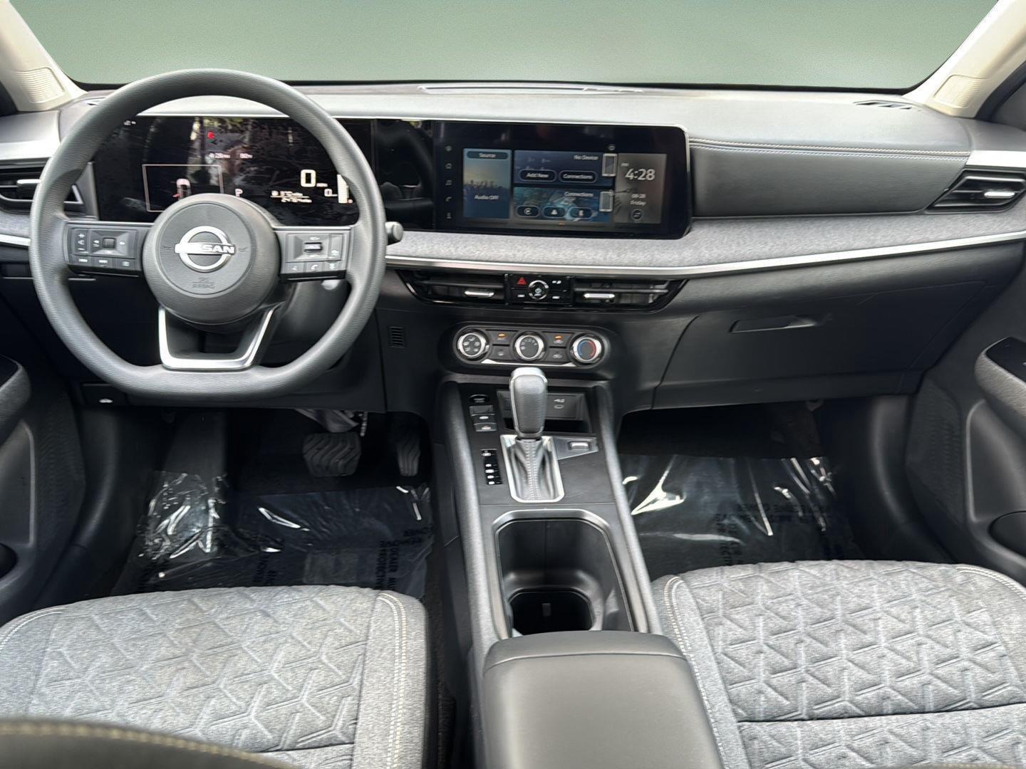 Used 2025 Nissan Kicks SUV