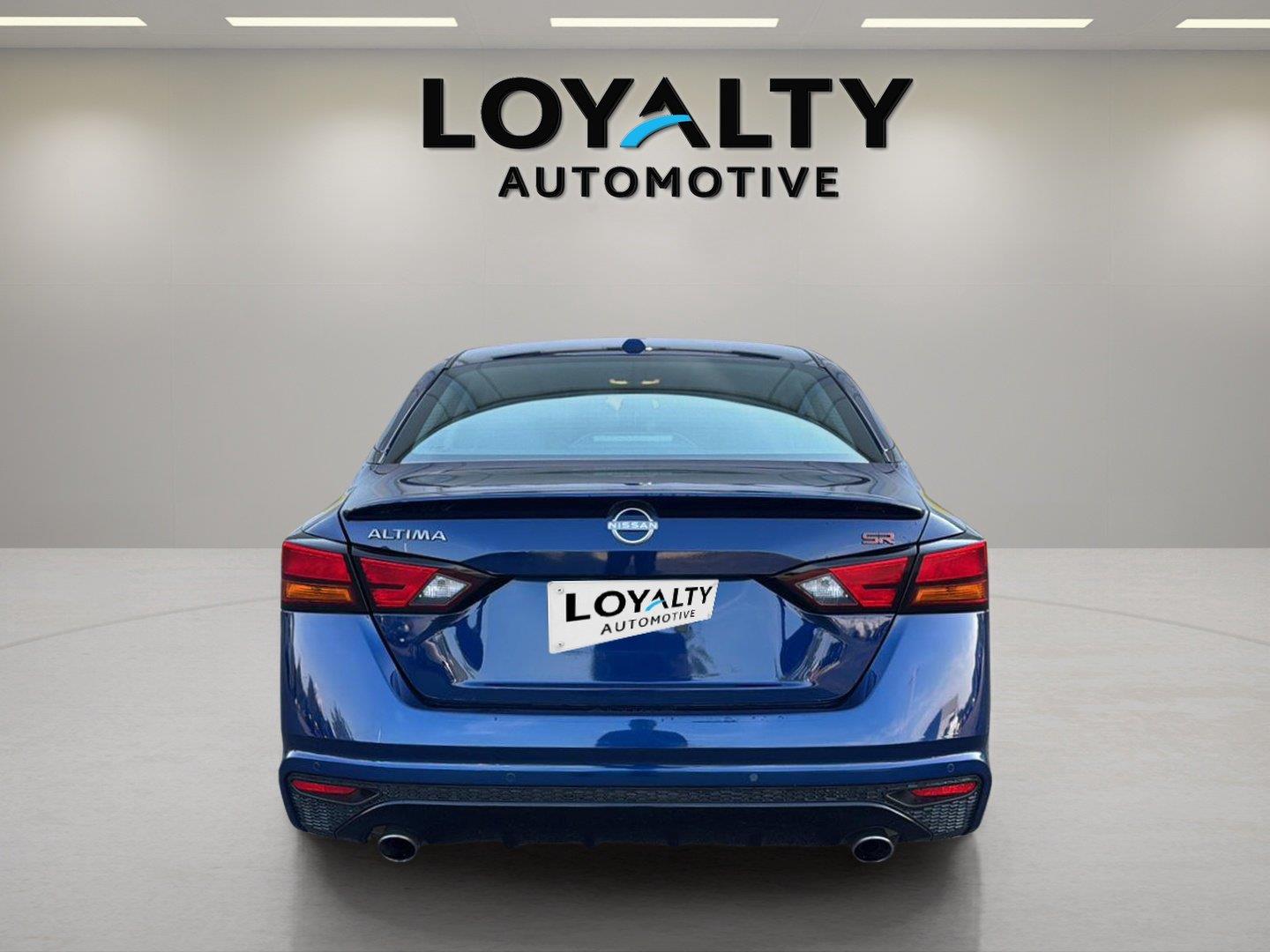 Used 2024 Nissan Altima Sedan