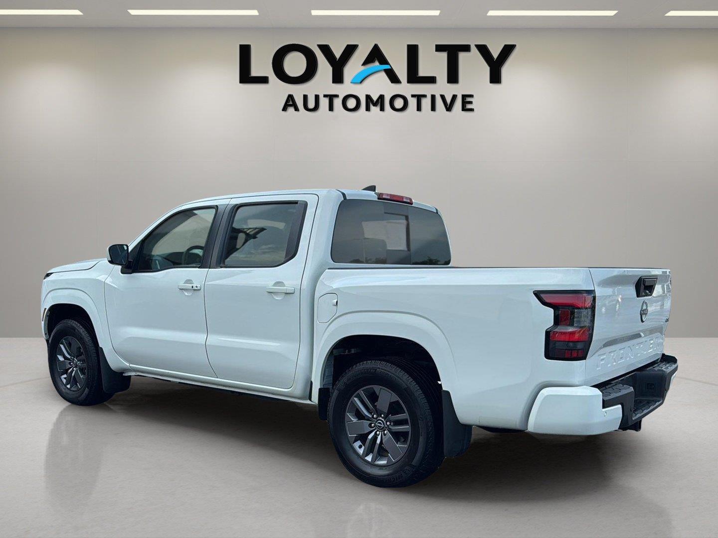 Used 2025 Nissan Frontier Truck