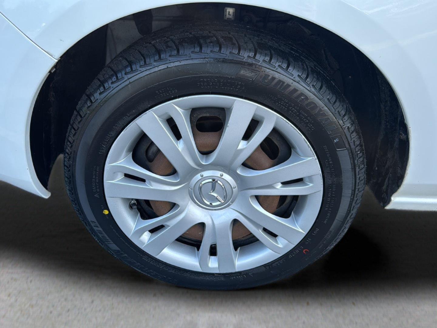 Used 2014 Mazda Mazda2 Hatchback