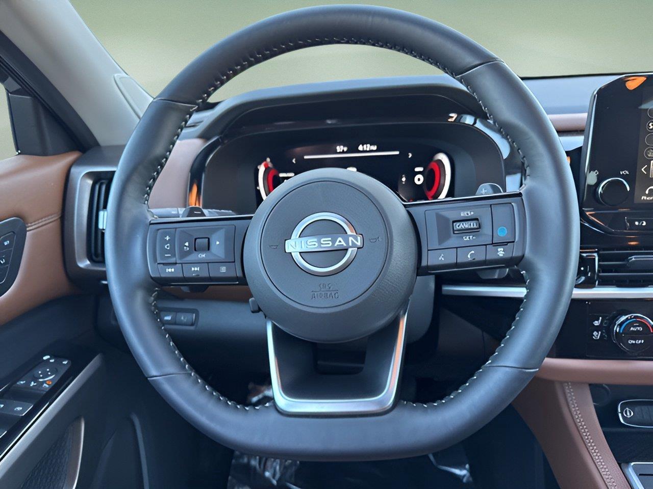 Used 2025 Nissan Pathfinder SUV