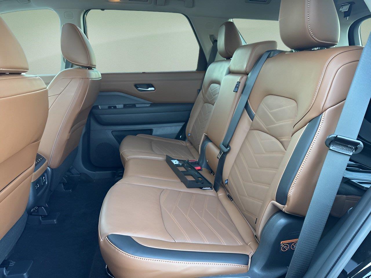 Used 2025 Nissan Pathfinder SUV