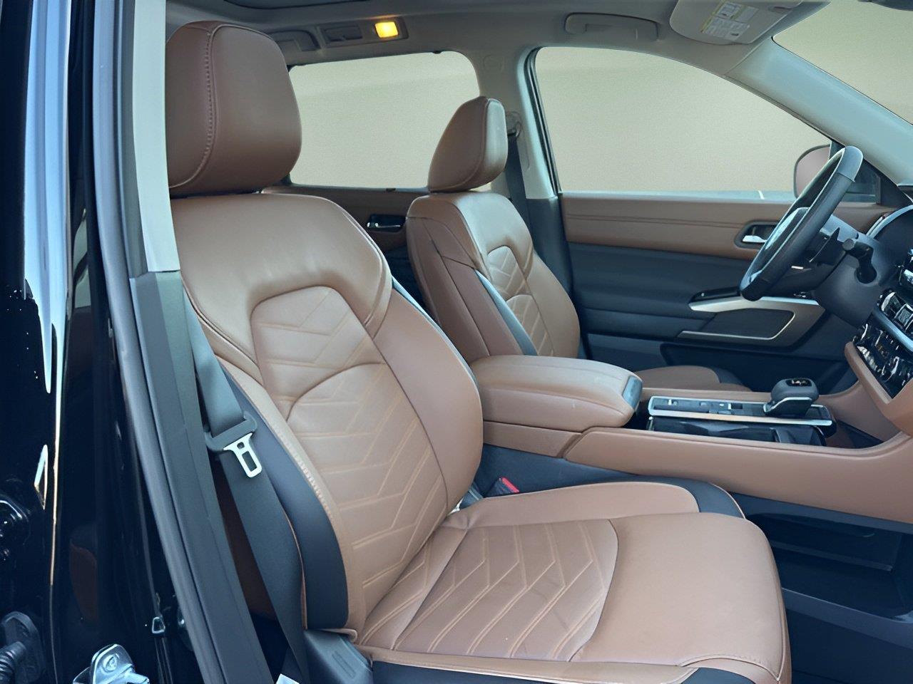 Used 2025 Nissan Pathfinder SUV