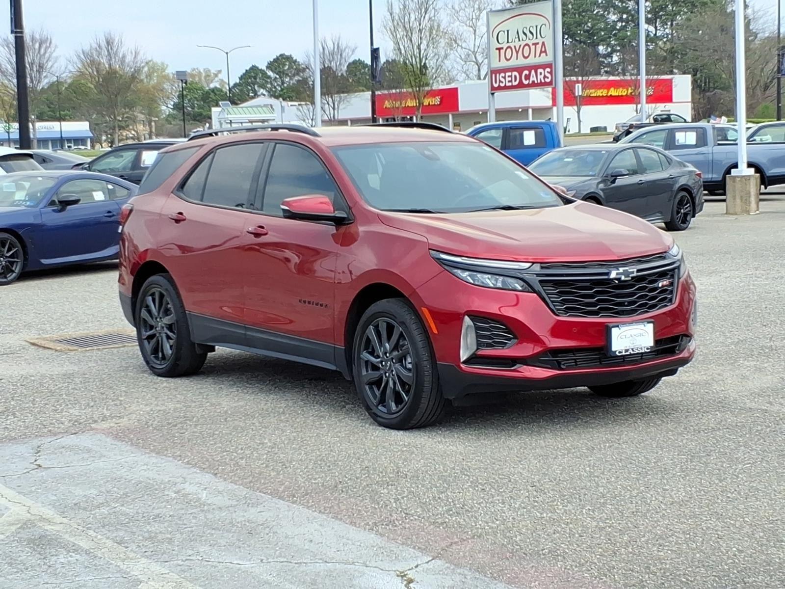 View vehicle photo 4