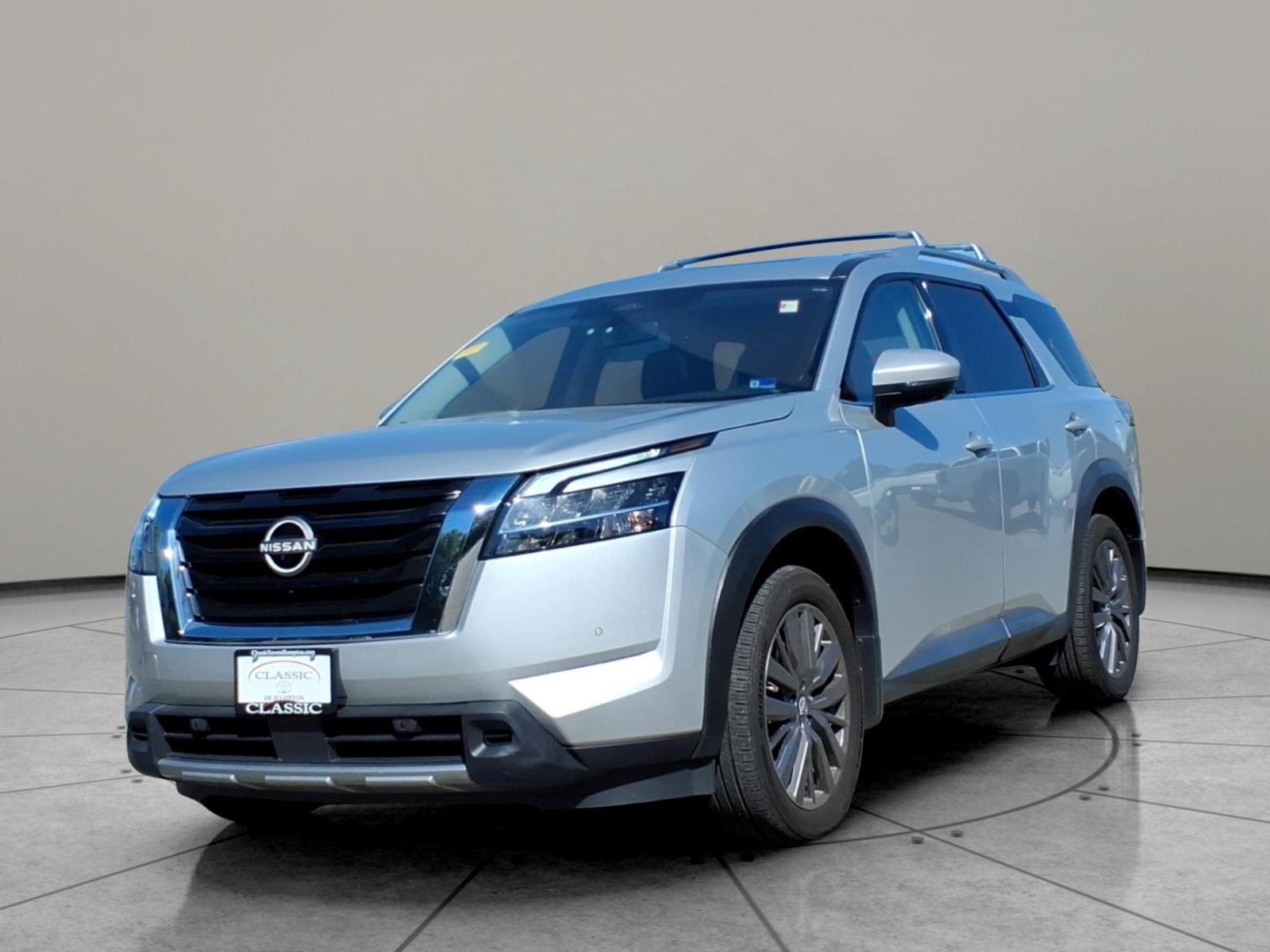 Super Black 2024 Nissan Pathfinder SL FWD SUV / Crossover Front-Wheel Drive Automatic