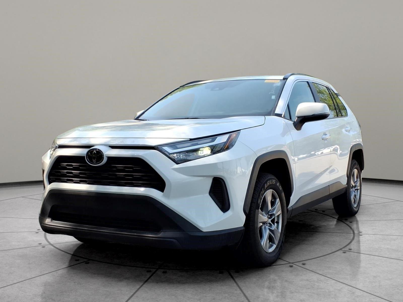  2024 Toyota RAV4 SUV / Crossover Front-Wheel Drive 