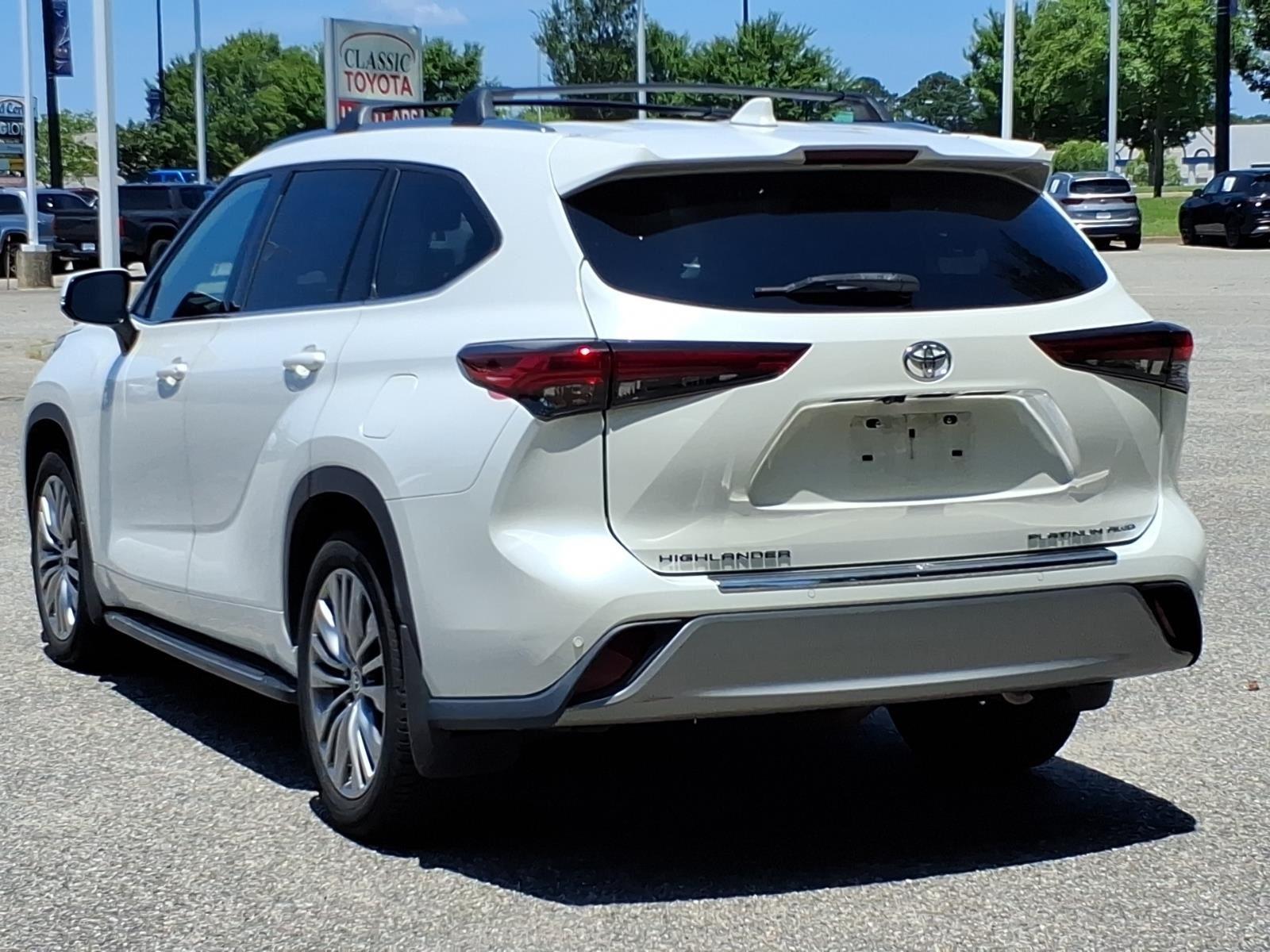 Used 2021 Blizzard Pearl Toyota Platinum image 14