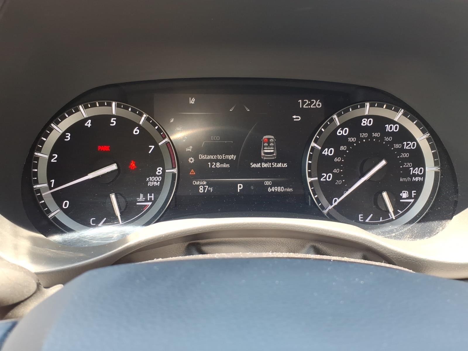 Used 2021 Blizzard Pearl Toyota Platinum image 18