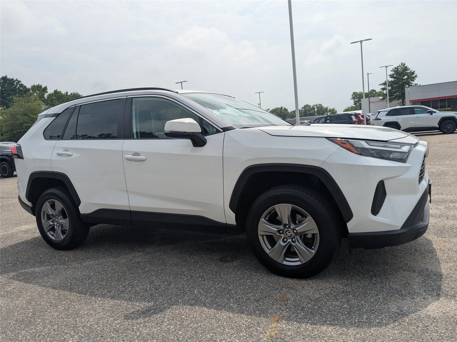 2024 Toyota RAV4 SUV / Crossover Front-Wheel Drive