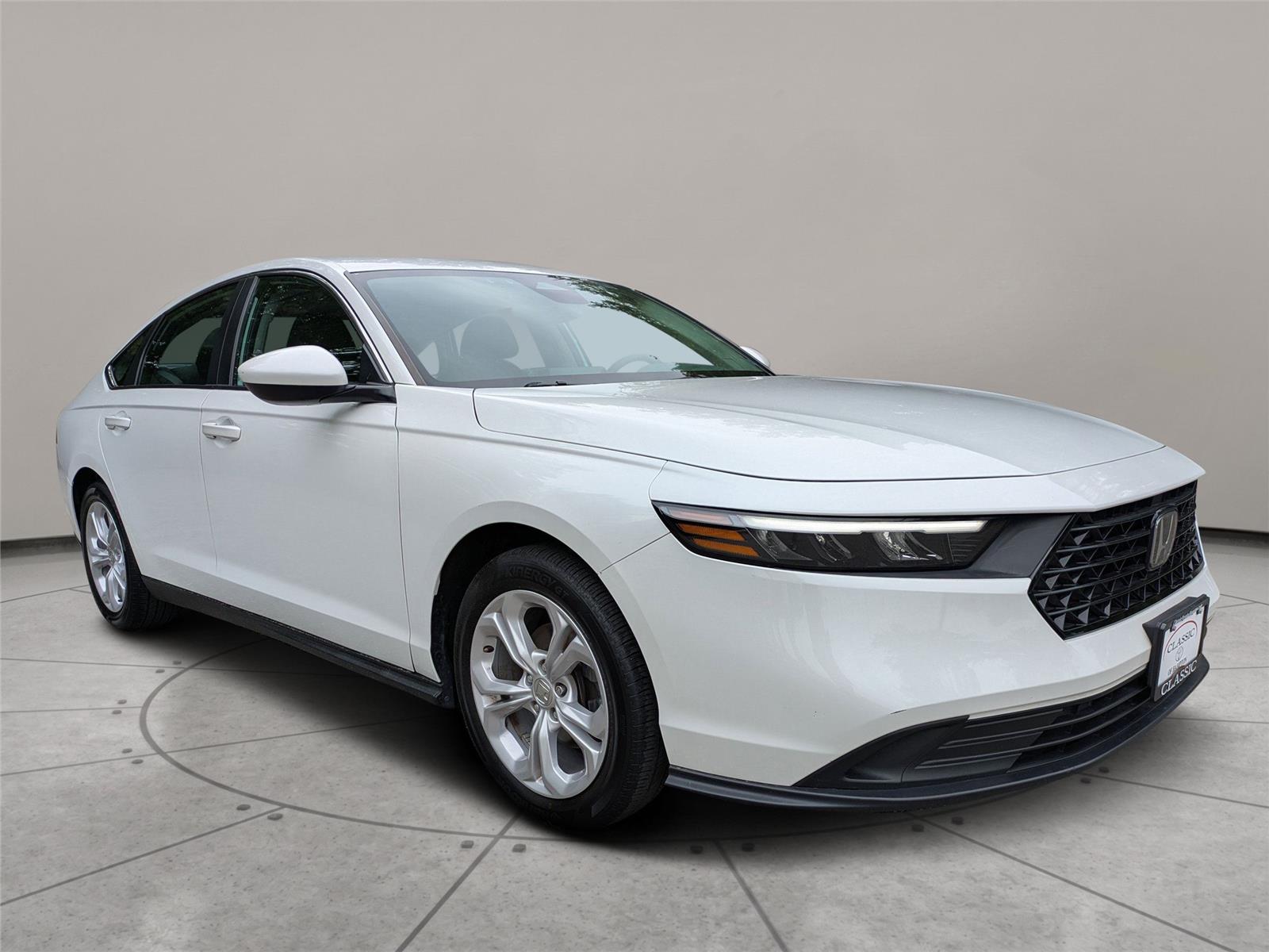 Platinum White Pearl 2023 Honda Accord Sedan Front-Wheel Drive Continuously Variable Transmission