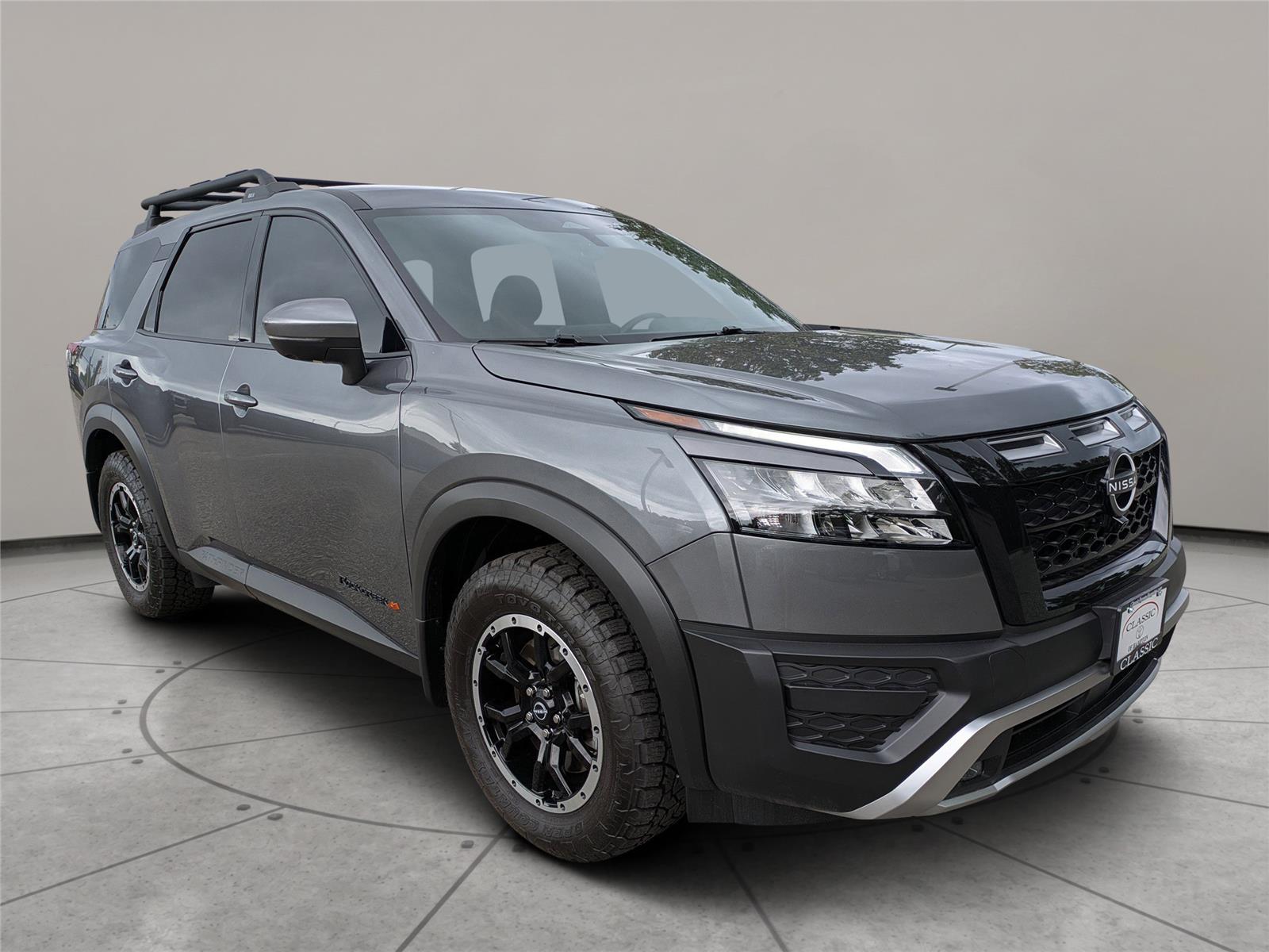 Gray (Gun Metallic) 2025 Nissan Pathfinder SUV / Crossover All-Wheel Drive Automatic