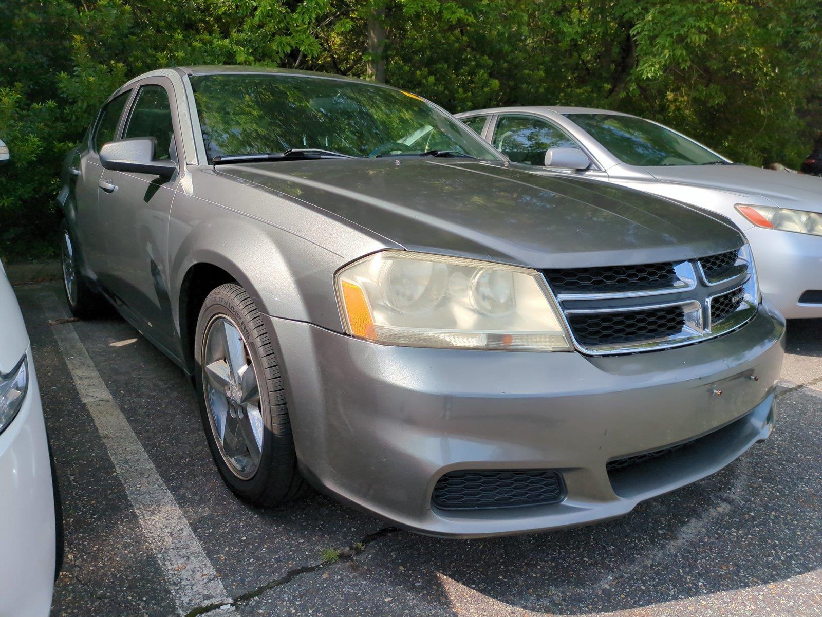 Tungsten Metallic Clearcoat 2012 Dodge Avenger Sedan Front-Wheel Drive 4-Speed Automatic