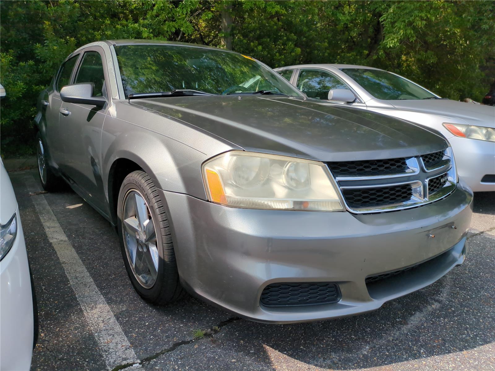 Tungsten Metallic Clearcoat 2012 Dodge Avenger Sedan Front-Wheel Drive 4-Speed Automatic