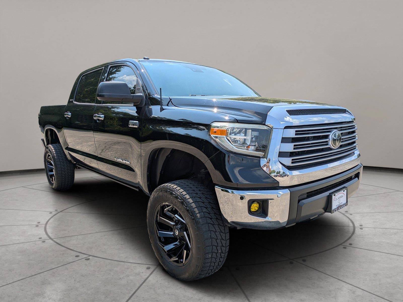 Midnight Black Metallic 2018 Toyota Tundra Pickup Truck Four-Wheel Drive Automatic