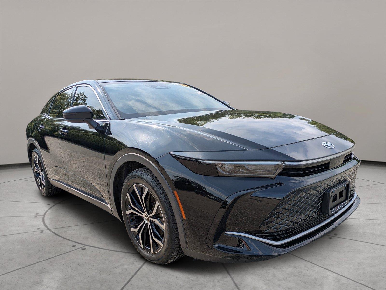2023 Toyota Crown XLE AWD