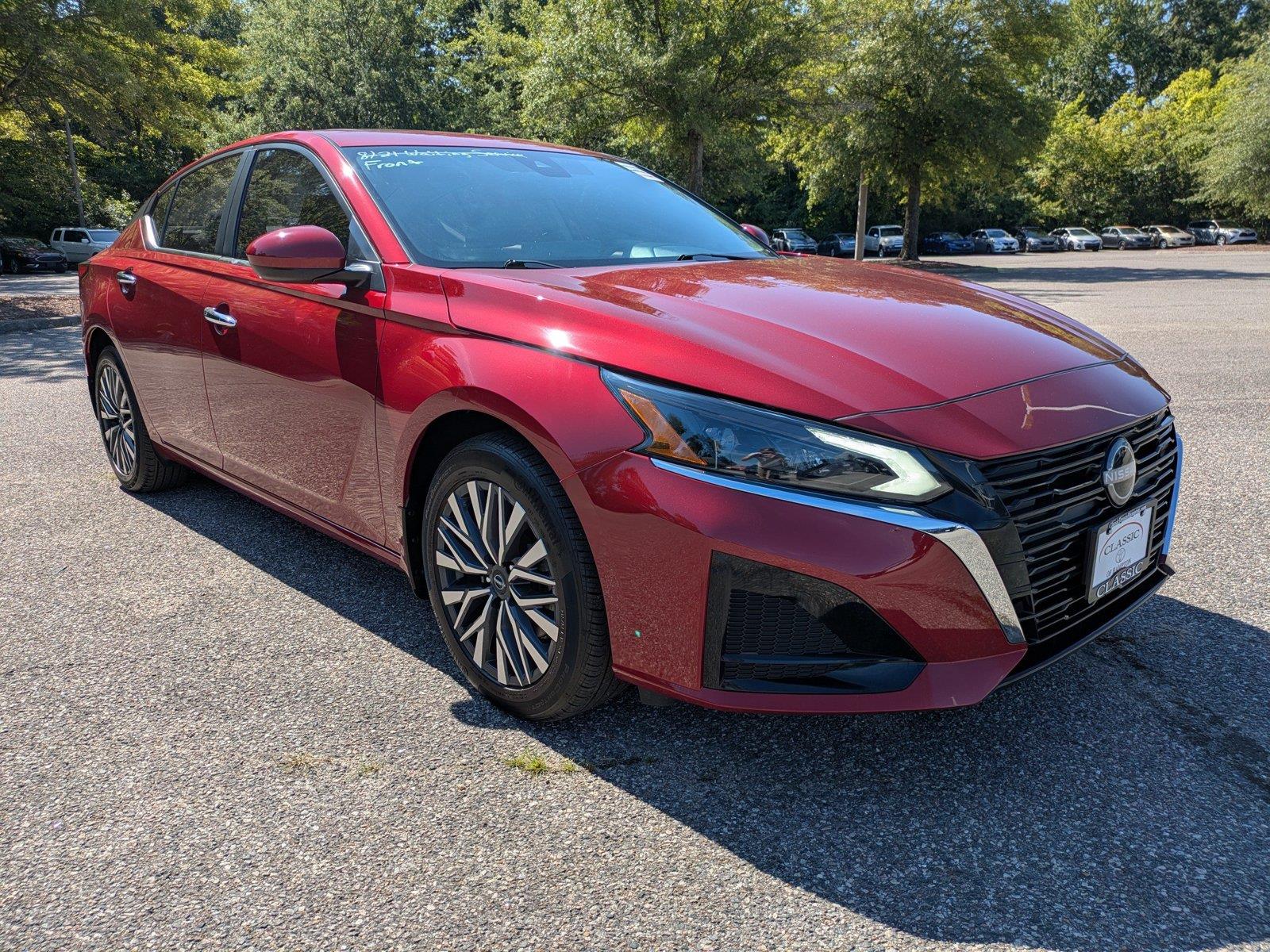 Red (Scarlet Ember Tintcoat) 2023 Nissan Altima Sedan All-Wheel Drive Continuously Variable Transmission